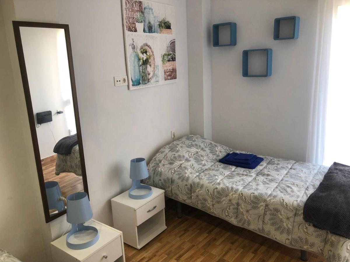 Alojamiento Centro San Anton Alicante Eksteriør billede